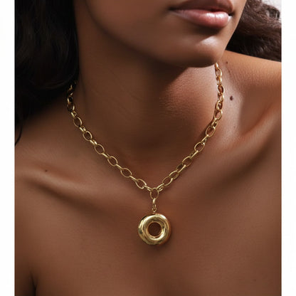 Osi Necklace