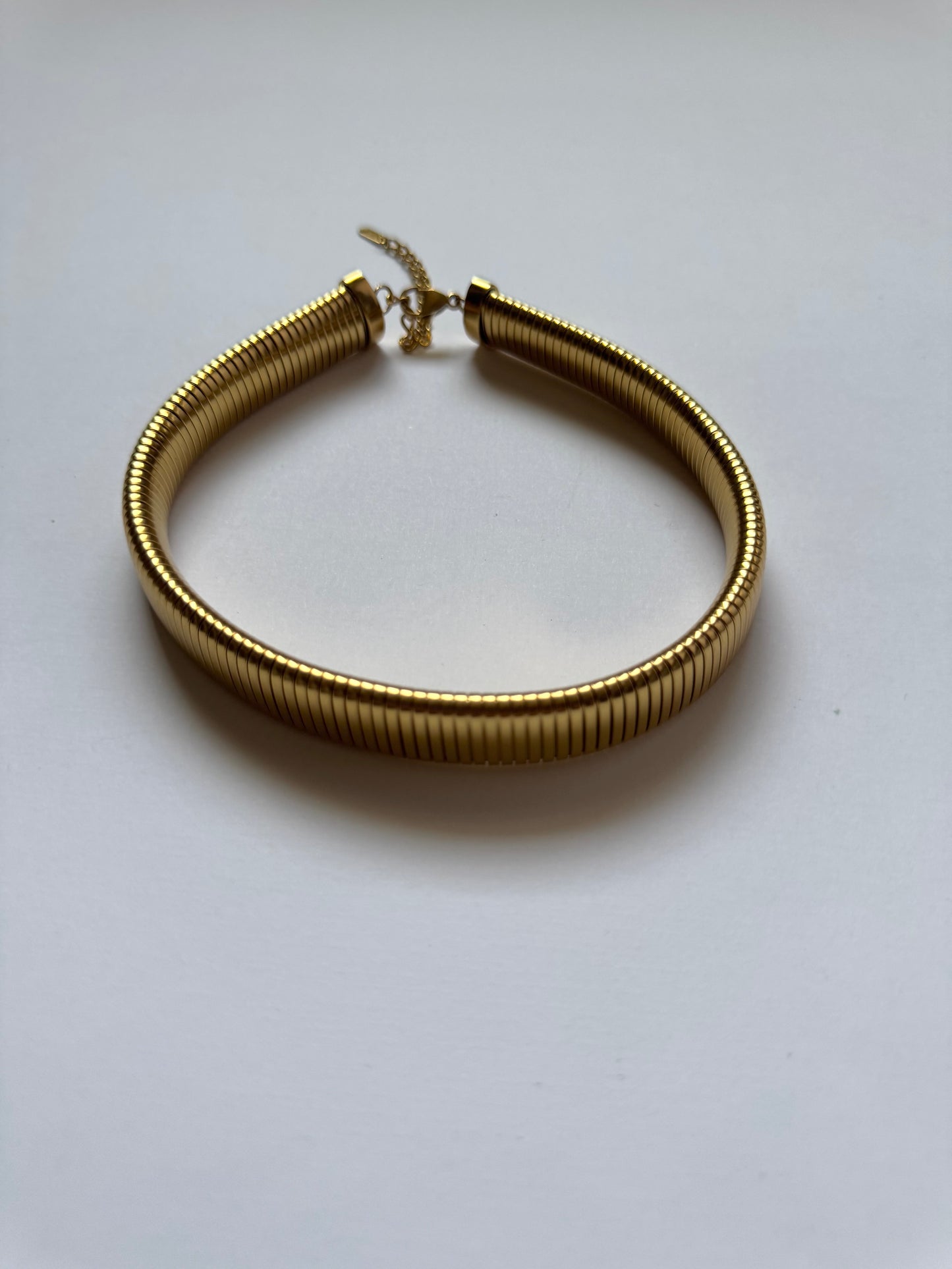 Tye Choker
