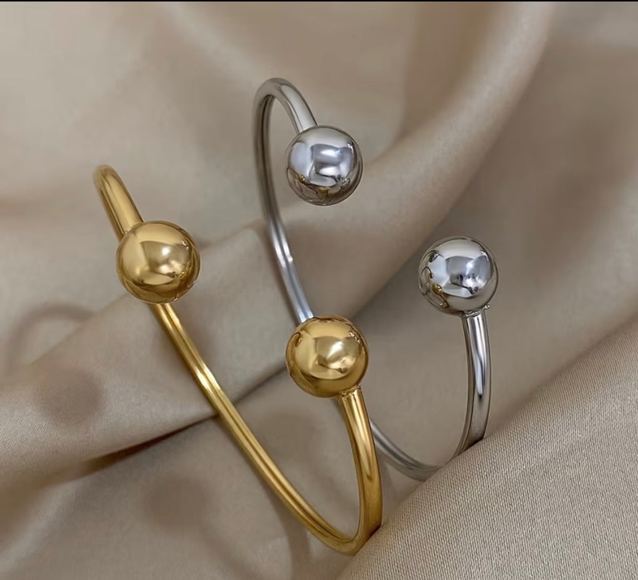 Sharo Bangle